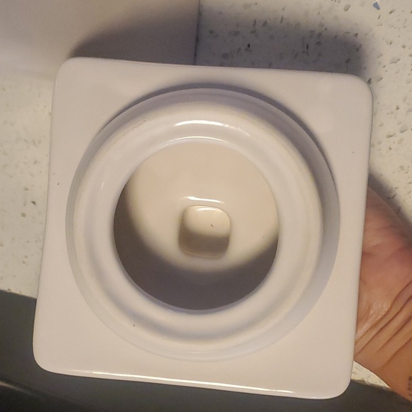 Rae Dunn Nuts container - Picture 4 of 6